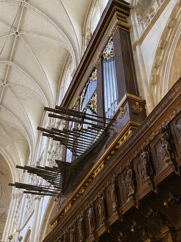 Orgel mit spanischen Pfeifen