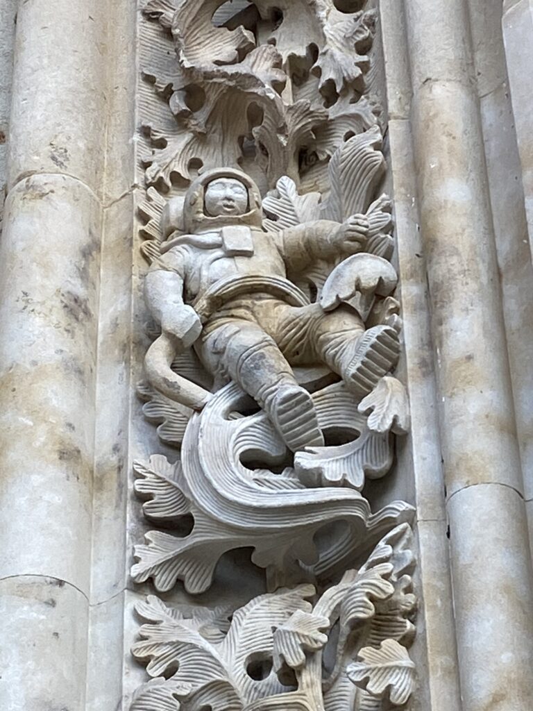 Astronaut an der Fassade