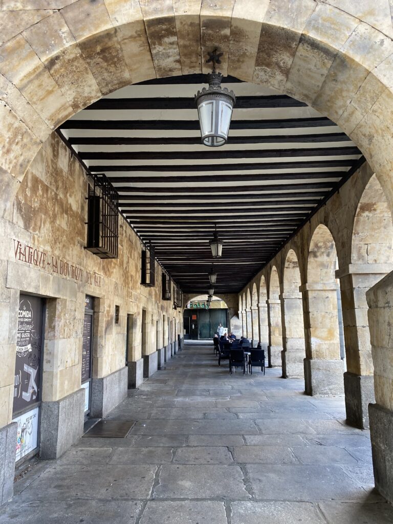 Arkaden um die Plaza Mayor