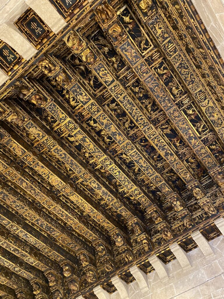 Decke im Nebenraum der Seidenbörse