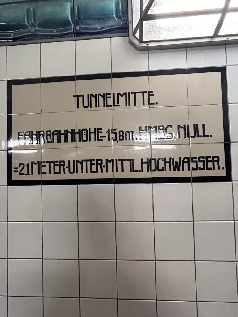 Hinweis zur Tunnelmitte