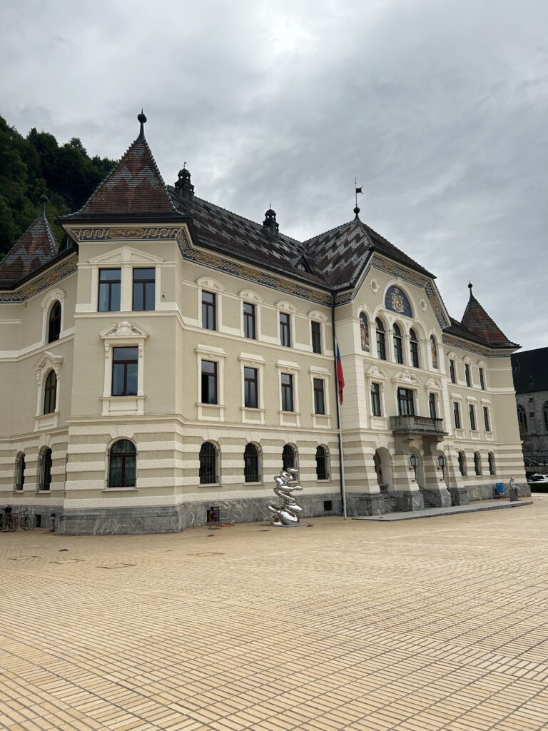 Regierungsgebäude