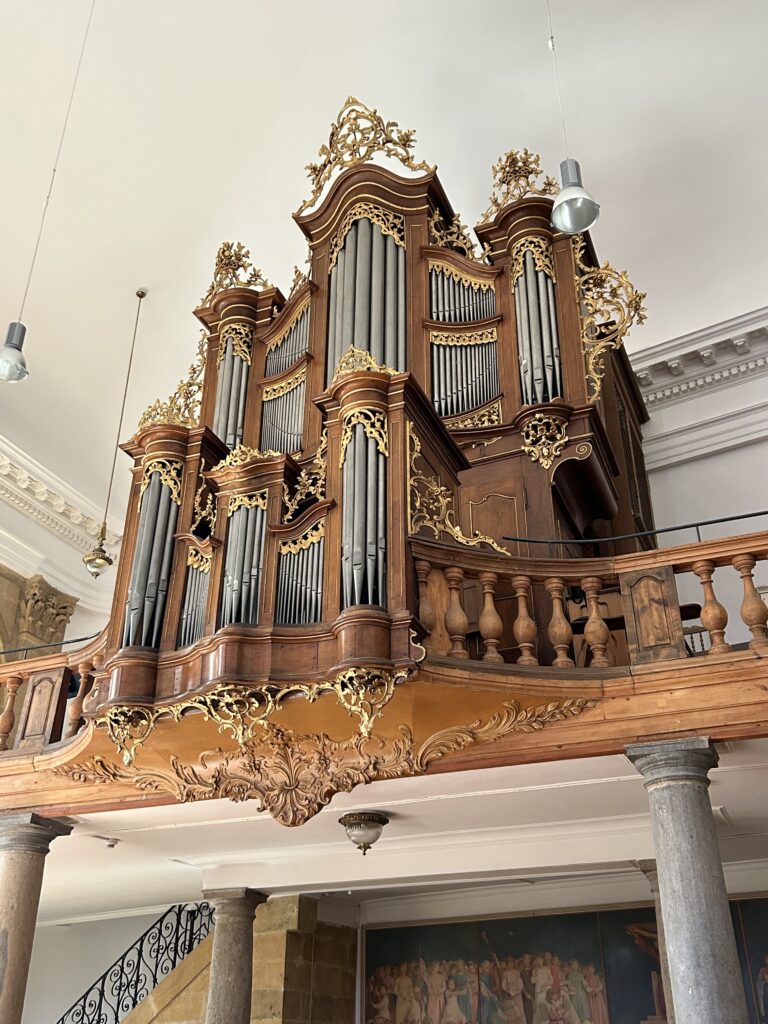 Orgel in der Kirche Notre-Dame