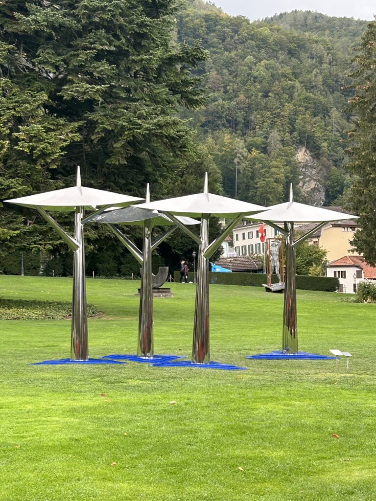 Spitze Metall-Pilze