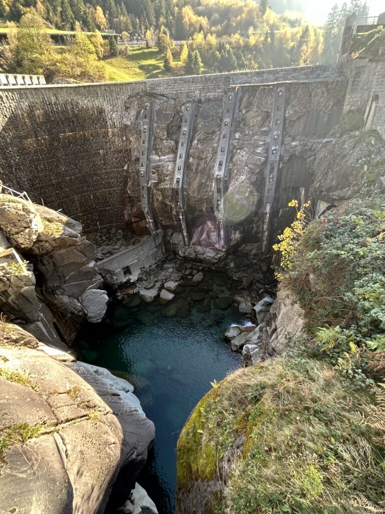 Staumauer bei Pfaffensprung