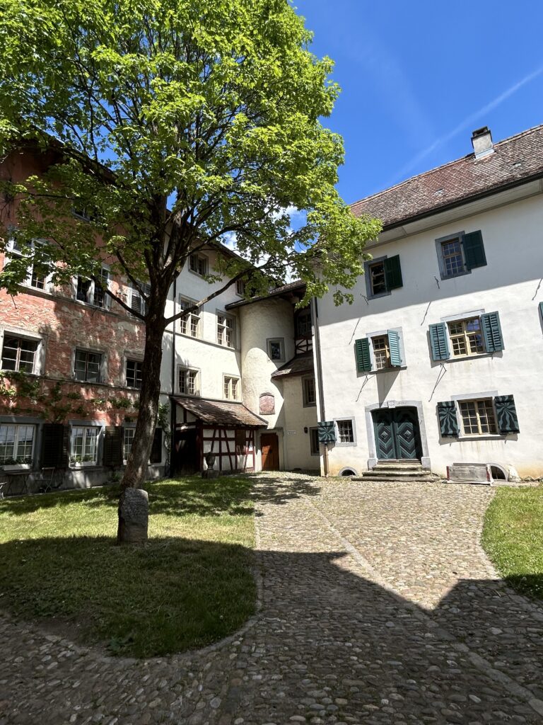 Innenhof des ehemaligen Schlosses