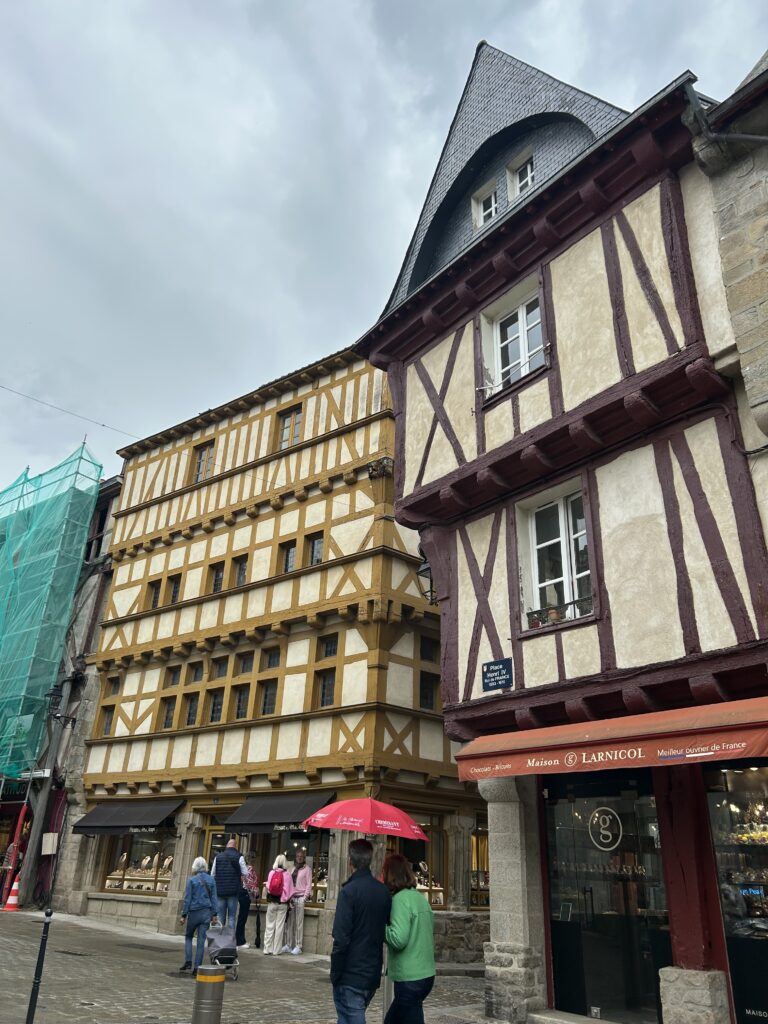 Herrschaftshaus mit Glasfenstern