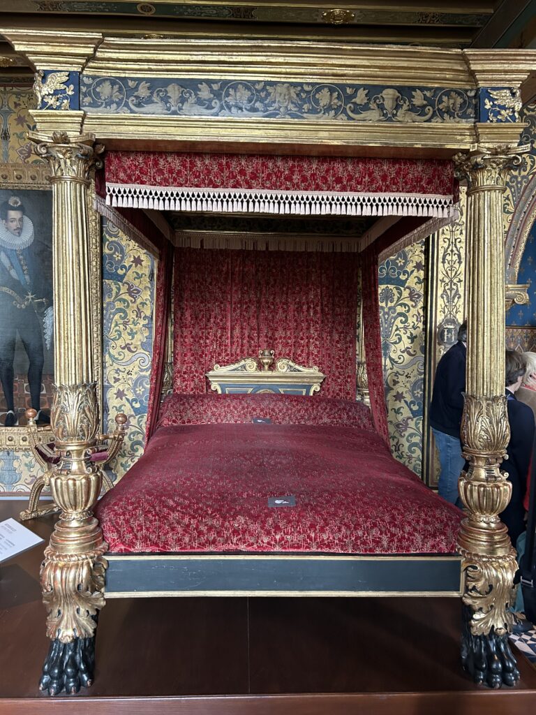 Bett v. König Heinrich III.