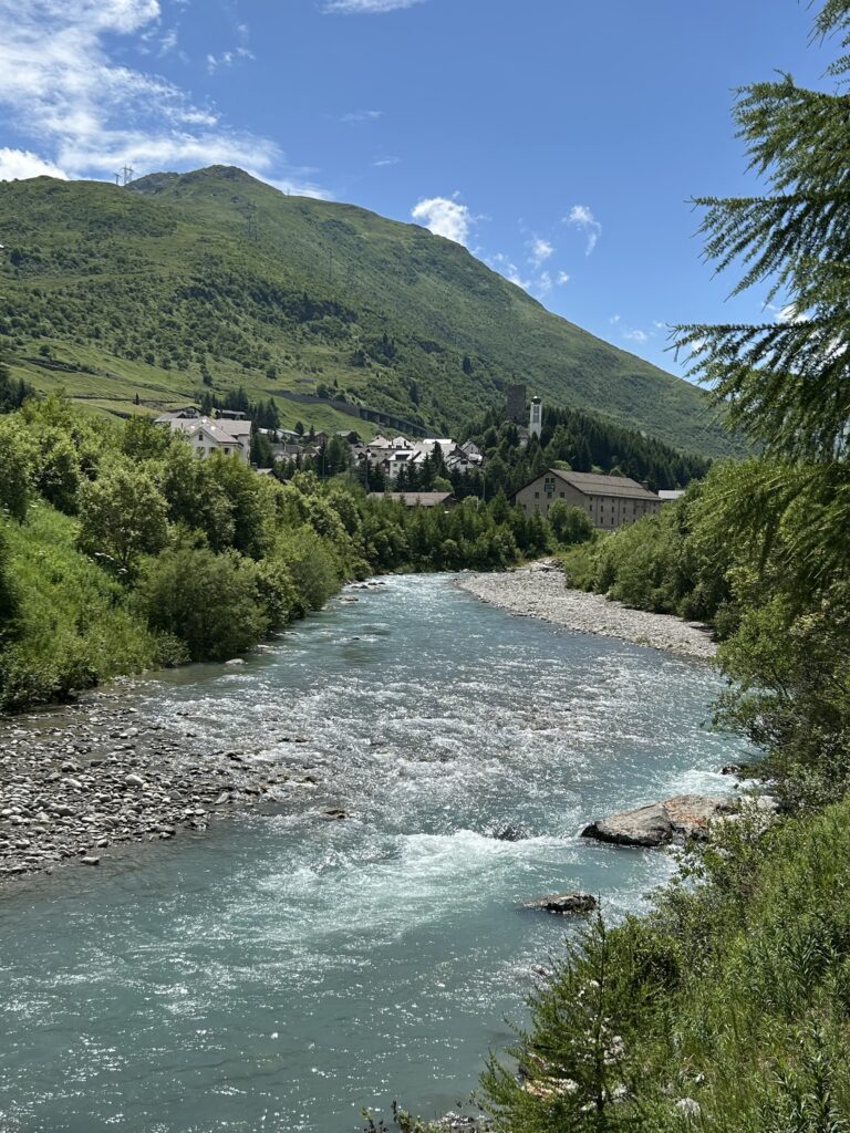 Hospental in Sicht