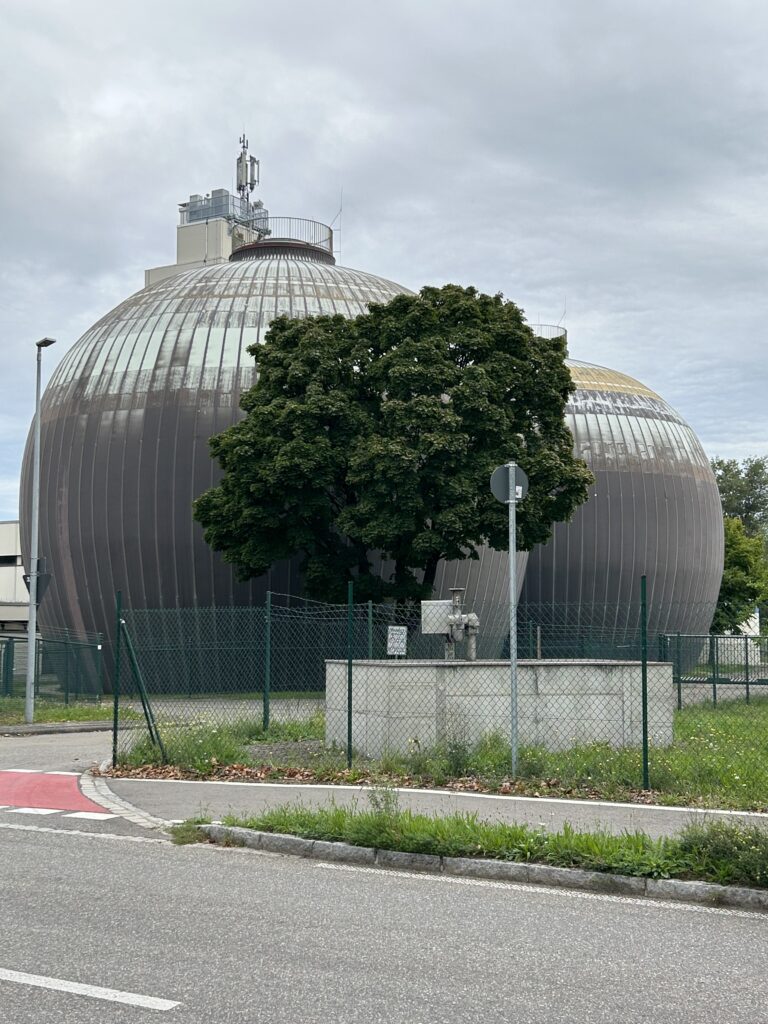 Gas-Behälter?