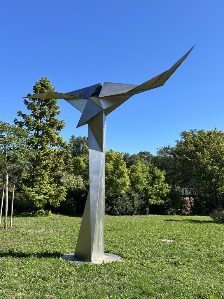 Stahlplastik von Erich Hauser
